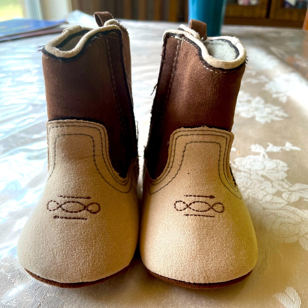 Infant boy boots